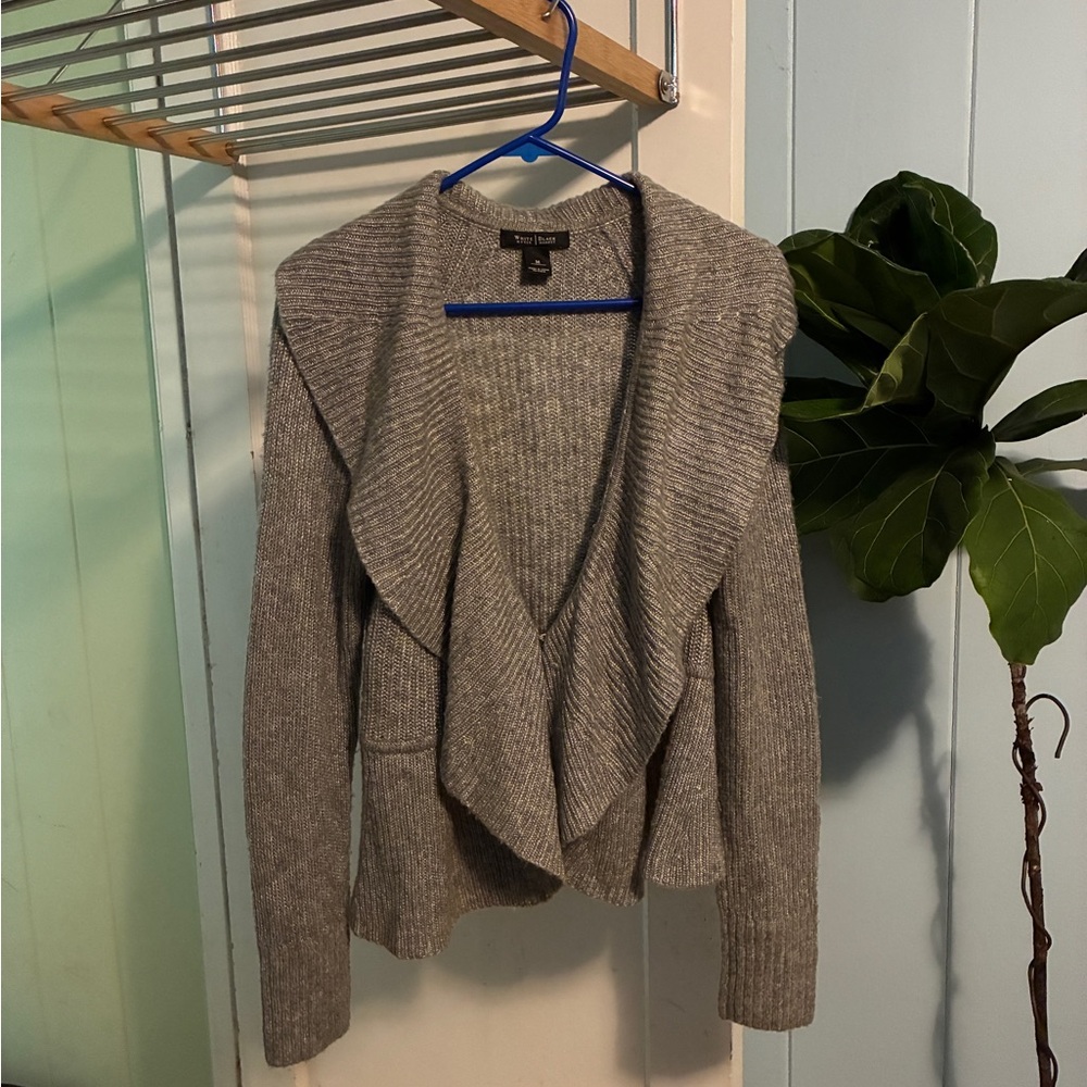 White House Black Market Light Gray Large Collar Cardigan